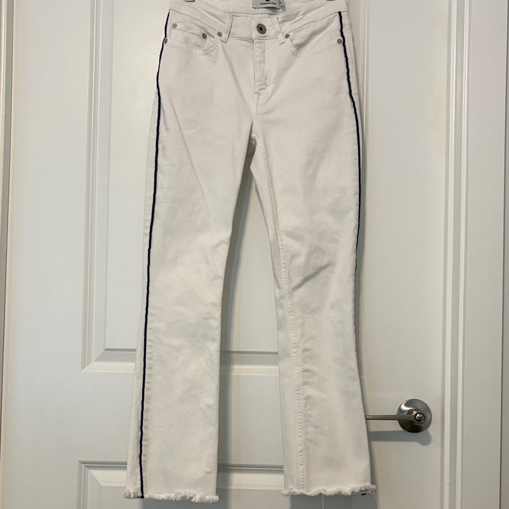 Vineyard Vines White Jeans with Blue Side Trim